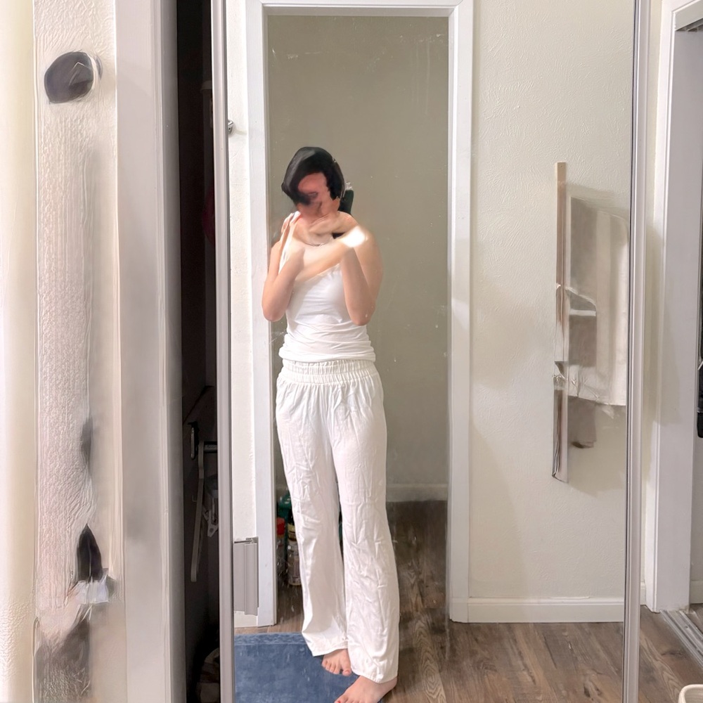 White straight pants